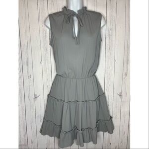 NEW Women’s Gray Size Small Sleeveless Boho Dress Tiered Skirt